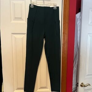 Aerie Offline Real Me xtra 7/8 leggings with pocketHigh-Waisted Dark Green Pants